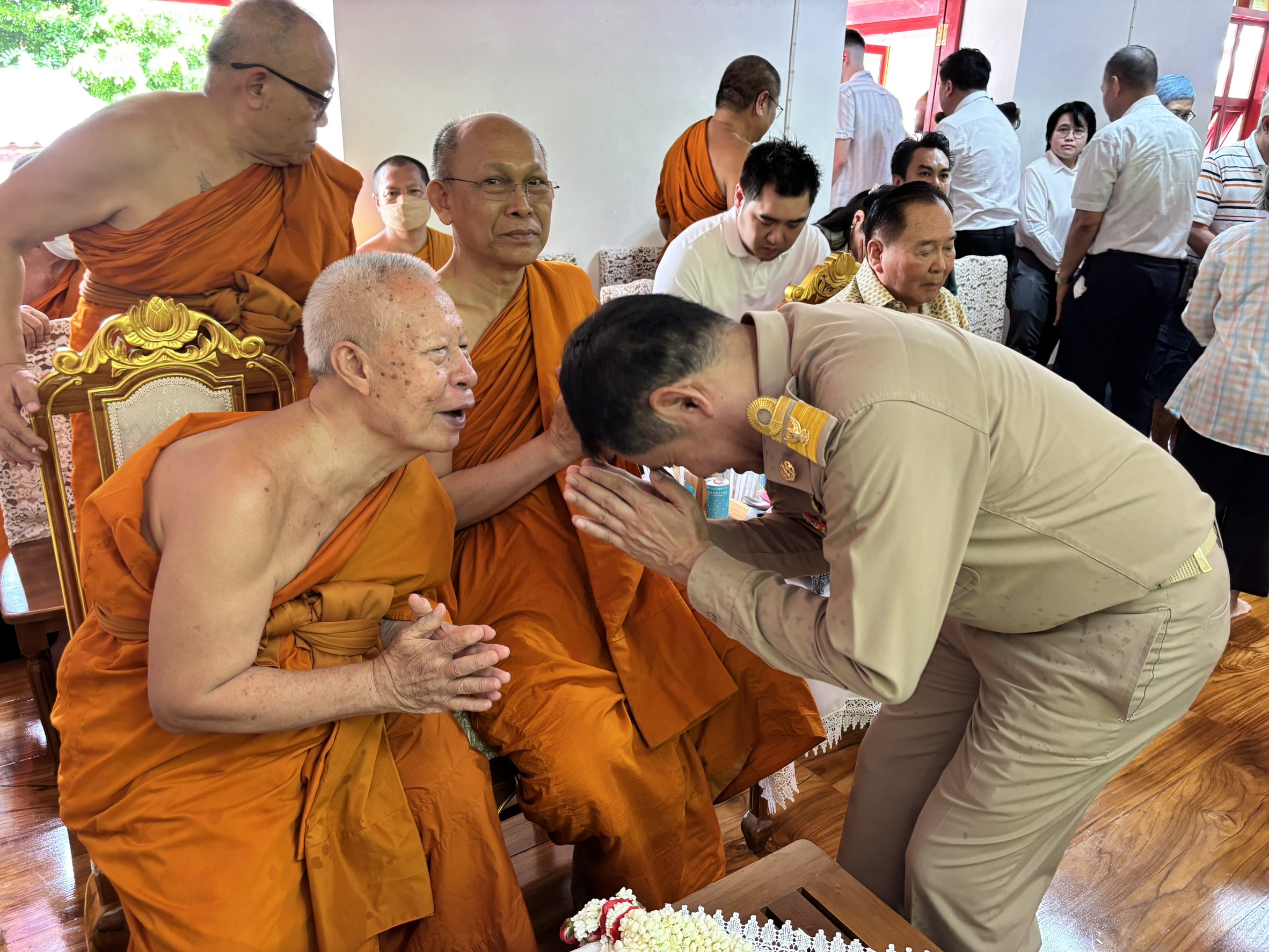 title - ส.ป.ก. ร่วมงานพิธีเจริญพระพุทธมนต์ฉลองกุฏิสงฆ์ คณะ 1 ณ วัดปรินายก วรวิหาร กรุงเทพฯ